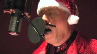 ♫ Grandma Got Molested at the Airport  - Dick Mango ♫