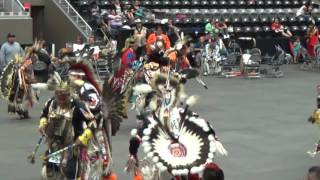 Men's Traditional Special @ Midwest Powwow 2015