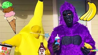 Gary and Barry make messy ICE CREAM SUNDAES with pretend magic!