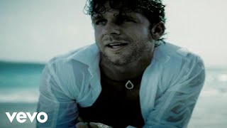 Billy Currington - Must Be Doin' Somethin' Right (Official Music Video - Closed Captioned)