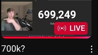 @MuffinJuice hits 700K