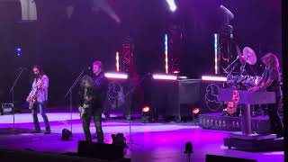.38 Special performs "Hold On Loosely" (4K) Fri 9-26-25 Azura Amphitheater Bonner Springs KS