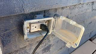 closing your outdoor outlet cover while in use