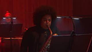 Noel McKoy and The Reggae Choir  'Red Red Wine'