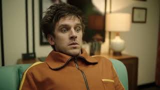 Aubrey Plaza press foot in guy balls