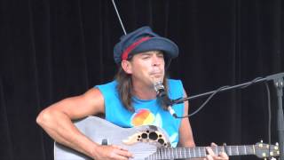 Brett Beardslee sings "The Woodchuck Song"