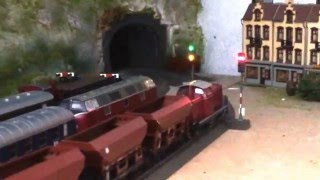Märklin ausfart signale 76394 mit bremsmodule 5232 von Viesmann