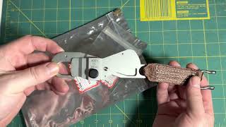 Unboxing - APOLLO TETHER HOOK KEYCHAIN by Luna Replicas