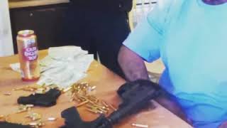 CMAC TRAJIC ON DA BLOCC PREVIEW VIDEO OUT N 5 TA 7 um Days Guns are props For Entertainment purposes