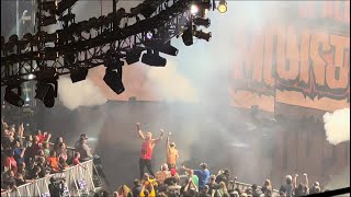 Ricochet & Braun Strowman entrance live SmackDown 4/21/23