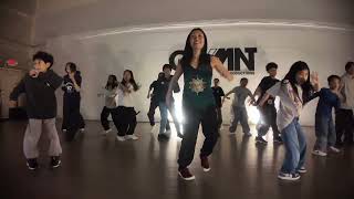 Put The Feeling On (House Dance Chore by Ikue)