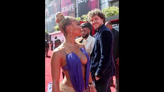 BET AWARDS 2021 RED CARPET MOMENTS (SLIDESHOW)