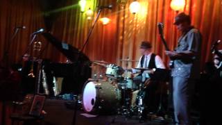 T. Alex Budrow & The Atomic Sherpas "Captain Sunrise (Wailboat Hornpipe" Live #2