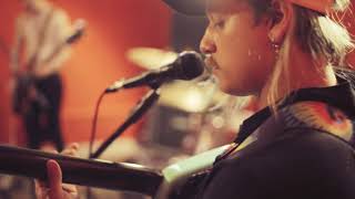 The kitsch -  Parasomnia (Sesiones Alta Distorsión)