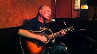 Erik Frandsen, the mayor of MacDougal Street and a Greenwich Village legend, Live at Caffe VivaldiI