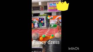 bhag bhag firangi jhasi ki rani aayi hai.
