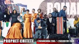 CROSSOVER NIGHT 2025 TO 2026 Jesus is Lord and His mighty grace is working.Watch and share 🔥🔥🔥