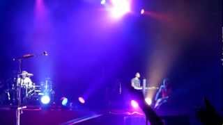 Sunrise Avenue - Riku & Samu jumping - Out Of Style Tour - Düsseldorf