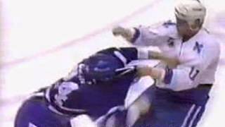 Owen Nolan versus Petit (cable feed)