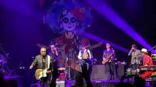 The Mavericks Live in Concert Biloxi Ms. Including All you ever do is bring me down.
