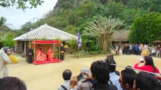 Okinawa沖繩琉球村舞獅拋球秀(獅子很有戲)