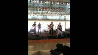 Roze Soundcheck Vid With The Music Lab Students.m4v