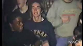 rembering the early 90s best atmosphere best best music best carpets and rugs!!