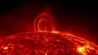 SolarRainDiscovery #NASARevelation #SunLoopingRain #FierySolarShowers #SunWeatherPatterns