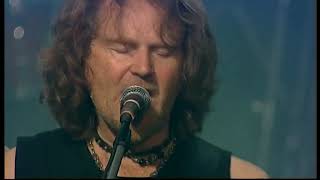 PENDRAGON  -  "and now everybody to the stage..." (2006) / Masters of Illusion [live]