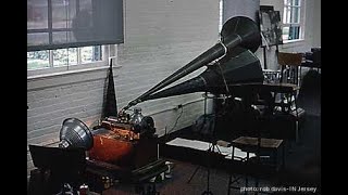 Maybe I Know - They Might Be Giants, The Edison Museum, West Orange, New Jersey - April 27, 1996