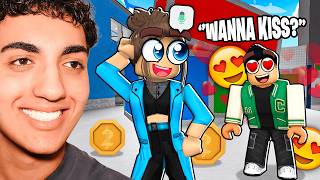 Voice Trolling As A GIRL in MM2!