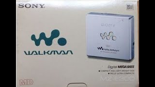 Sony MZ E300 as new and Mini disc 30th Anniversary