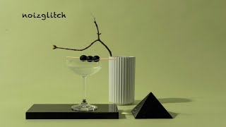 "Element" by noizglitch: An hour-long excerpt of an ambient music track made for Installation Art.