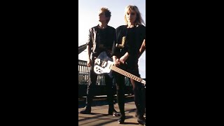 Three o'clock Heroes featuring Suse / Infected Virgins – Borderland  (live - Michael Barracks 1994