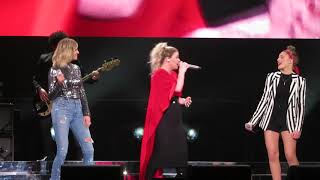 Kelly Clarkson - Miss Independent  - Fresno - Save Mart - 1/25/2019-