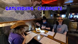 Gatlinburg - Calhoun's & sights in The Smoky Mountains