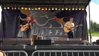 GUITAR TOWN 2016 Acoustic Saturday 7 - Sean Della Croce & Joe Robinson "Mountain Song"