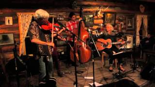 Darol Anger and the Furies fiddlin' at the Gold Hill Inn
