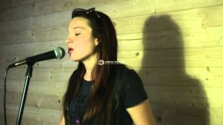 BexLou - Ain't No Sunshine (Bill Withers)