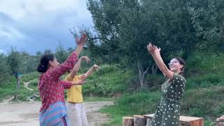 Rubina Dilaik Pahari Dance At There Home Town (HP)
