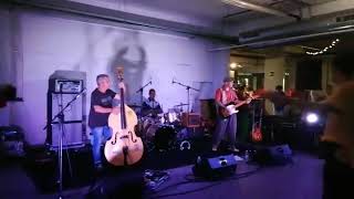 "Angel dust" - The Venom played by El Bastardo and his Fender '50es Telecaster