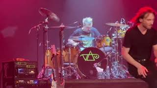 12 Drum Solo（Jeremy Colson）