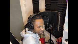 Recording Young Man 🎙️From the MULTINATIONAL album Out now #multinational #yfilla #music 