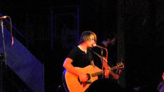 "Replace You" (+ weather banter) - Silverstein live @ Vidia