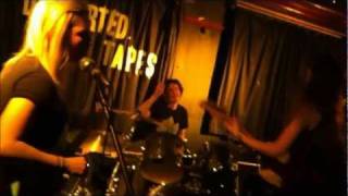 Distorted Tapes presents Fever Fever (19/11/2011)