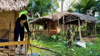Leaving the Farm - A Girl Alone on a Deserted Island - Exploring a Strange Abandoned House - Farm