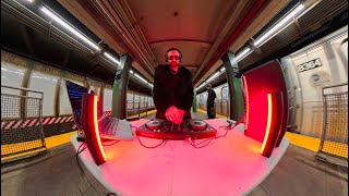 Ricardo Caporale – Berlin Grit in the New York Subway [Techno, Peak Time]