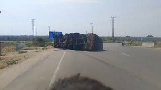 loaded truck accident 😭