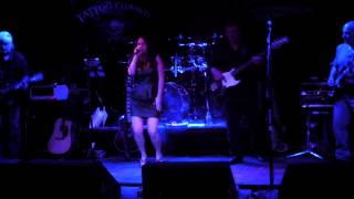Teezer covering " Call Me" By Blondie !