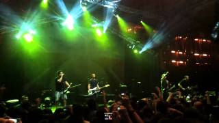 Yellowcard - Way Away (LIVE)